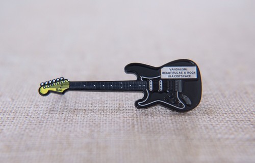 Lapel pin kurt cobain - lapel,