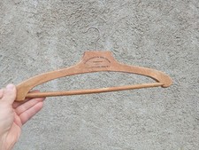 ancien cintre en bois