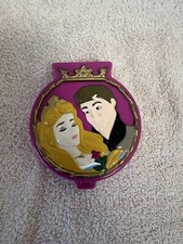 Polly Pocket Disney La Belle au Bois Dormant bluebird 1996 sans personnages