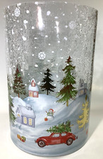 Yankee Candle 6.75” Festive