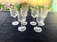 6 Anciens Verres à Liqueur en