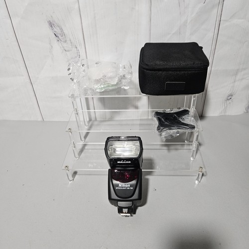 Nikon 700 af - (open, box)