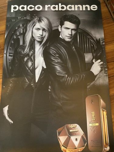 Affiche publicitaire parfum