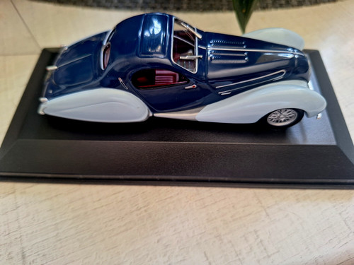 Voiture talbot lago - 1/43,