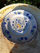 Assiette en faïence de