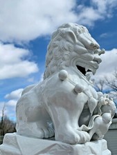 Chinese WuCai Bisque Porcelain & Pottery Foo Dog Lion Dragon kylin Animal Statue