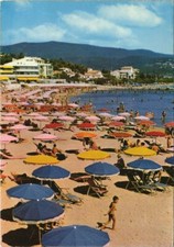 CPM CAVALAIRE-sur-MER La Plage Vue du Village de Vacances de T.C.E. (1113860)