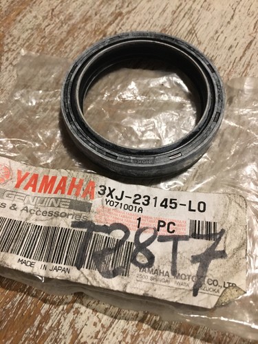 Yamaha 3xj 23145 joint - yamaha,