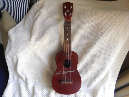 Vintage hawaiian ukulele duke - vintage,