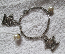 BRACELET Mailles gourmette avec breloques et perles - Bijou fantaisie