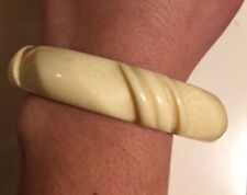 Bracelet en bakélite vintage