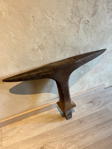 Enclume fonte xixeme - en,