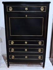 Secrétaire  ancien, patiné