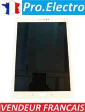 Blanc: LCD dalle screen