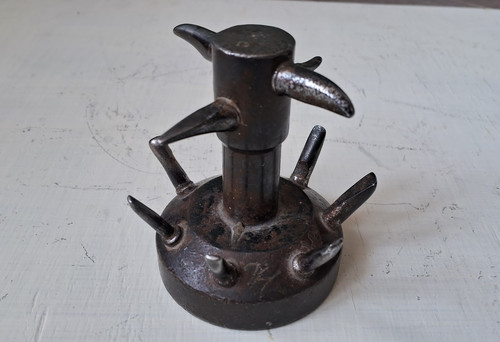 Ancienne enclume dentaire