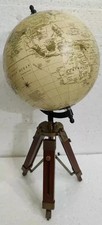 Globe du monde trépied
