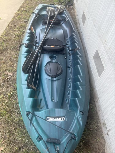 Lifetime kayak with - with, paddles