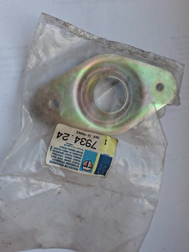 Serrure capot peugeot 205 - de,