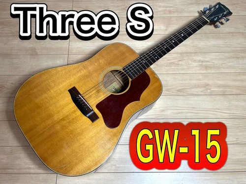 Guitare acoustique three - three, /