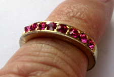 Bague anneau couleur or sertie