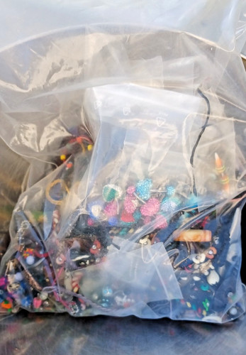 Gros lot bijoux cassés - de,