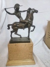 Rare belle statue de femme