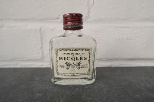 Bouteille vintage ricqlès - bouteille,