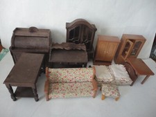 Jouets meubles pour poupées miniatures Bandai Thailand 1986 et Delavennat