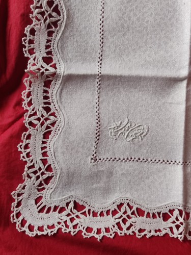 Linge ancien nappe damassée - linge,