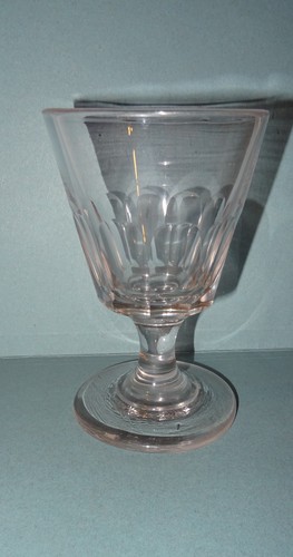 Ancien verre absinthe - a,