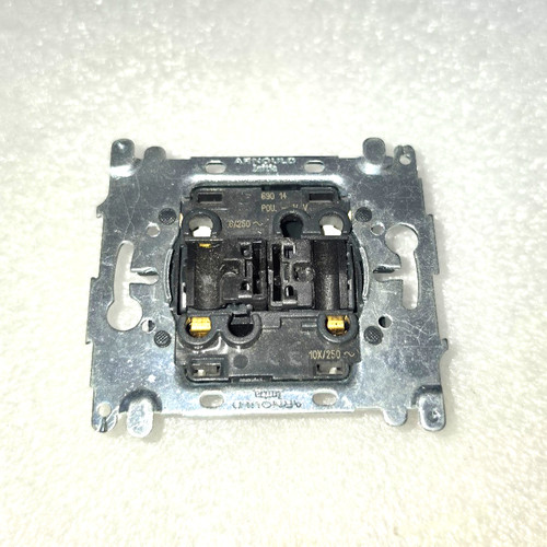 Arnould initia 69014 1 - -,
