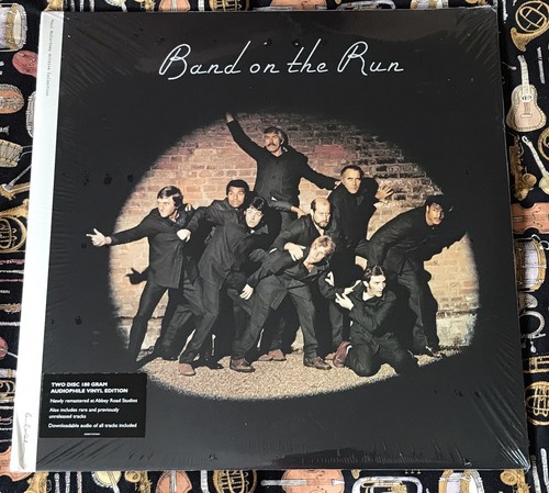 Paul mccartney band on the - paul,