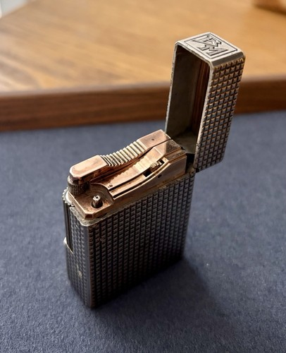 Briquet dupont ligne 1 - s.t.,