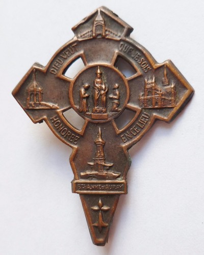 Insigne religieux épinglette - religieux,