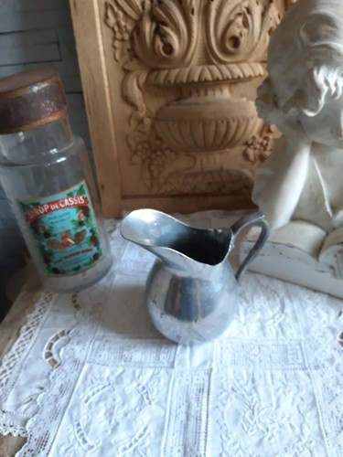 Ancien pot lait alu - pot, a