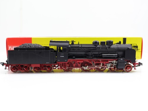 Locomotive vapeur - locomotive, à
