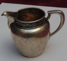 rare MAGNIFIQUE ANCIEN pot a lait  argent massif contrôlé 800  + orfevre .84gram