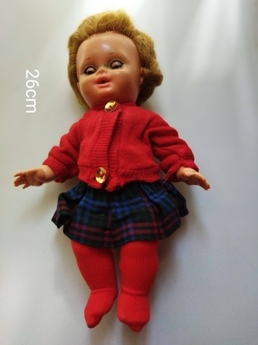 Poupée ancienne mignonette - poupée,