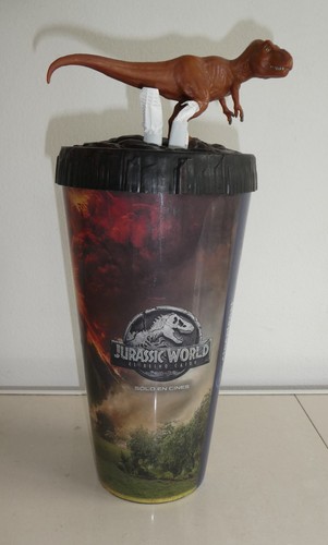 Jurassic park world - park,
