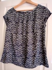 Haut tunique CAMAIEU chevrons gris,blanc T 38