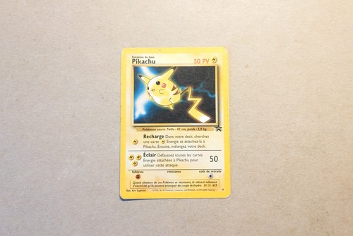 Carte pokémon pikachu - pokémon,