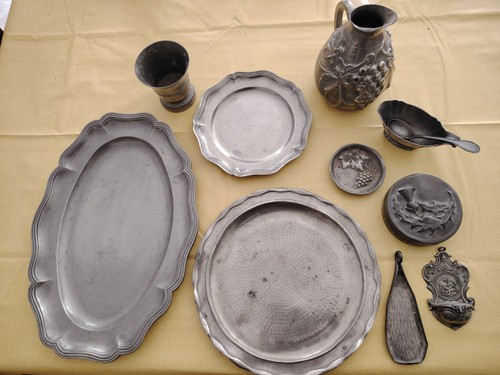 Objets etain cortesi a - .,