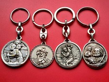 LOT DE 4 PORTE CLES  ST CHRISTOPHE en METAL argenté en RELIEF