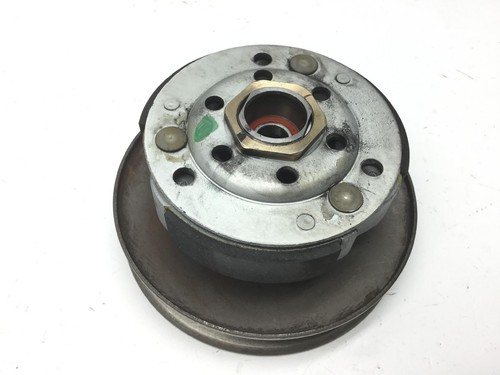 Embrayage correcteur de - et,