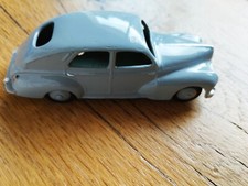 DINKY TOYS PEUGEOT 203 MECCANO