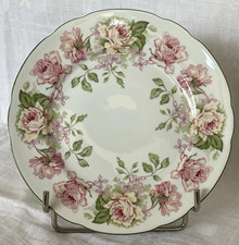 ASSIETTE PLATE EN PORCELAINE