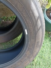 Pneus 235/60 R18 Bon État 