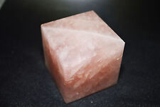Quartz Rose taillé en forme de Hexaedre Solide de Platon cube 299g