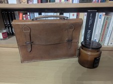 Cartable vintage cuir véritable – années 50 – Accessoire costume d’époque - Déco