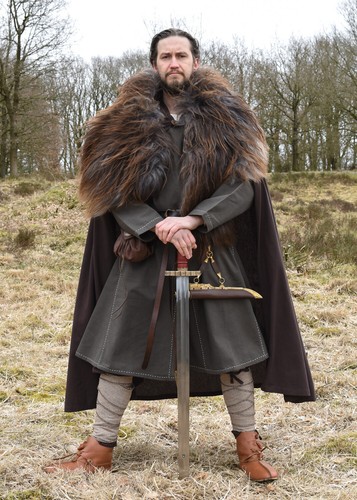 Battle merchant tunique - battle-merchant,